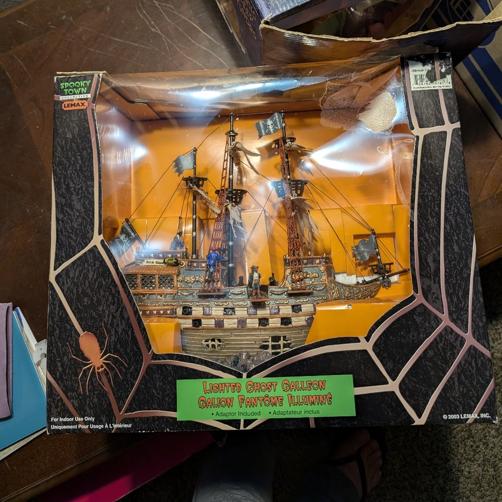 Lemax spookytown lighted ghost galleon